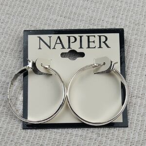 GIVEAWAY🎉 + FREE SHIPPING🎉 Napier Shiny Silver Hoop Earrings🍾